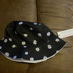 ALICIA + OLIVIA BUCKET Hat